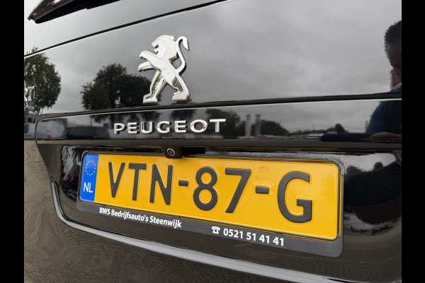 Peugeot Expert 2.0 BlueHDI 177pk automaat S&S L3H1 DC 5 persoons / vaste prijs rijklaar € 27.950 ex btw / lease vanaf € 456 / dubbele schuifdeur / euro 6 / bpm vrij / airco / cruise / navi / trekhaak !