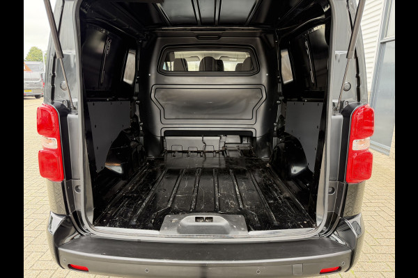 Peugeot Expert 2.0 BlueHDI 177pk automaat S&S L3H1 DC 5 persoons / vaste prijs rijklaar € 27.950 ex btw / lease vanaf € 456 / dubbele schuifdeur / euro 6 / bpm vrij / airco / cruise / navi / trekhaak !