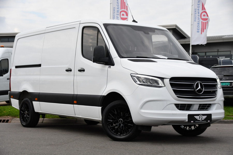 Mercedes-Benz Sprinter 319 1.9 CDI L2H1 RWD PB Edition Camera, Carplay, 190pk, LED, Trekhaak, 10,5'' Mbux, Automaat, Clima, NAVI, Uniek!