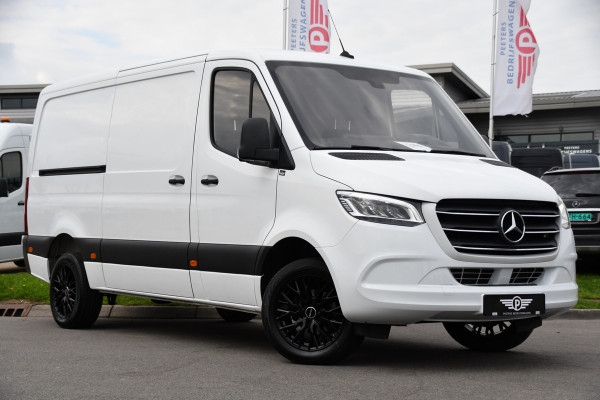 Mercedes-Benz Sprinter 319 1.9 CDI L2H1 RWD PB Edition Camera, Carplay, 190pk, LED, Trekhaak, 10,5'' Mbux, Automaat, Clima, NAVI, Uniek!