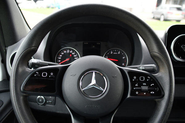 Mercedes-Benz Sprinter 319 1.9 CDI L2H1 RWD PB Edition Camera, Carplay, 190pk, LED, Trekhaak, 10,5'' Mbux, Automaat, Clima, NAVI, Uniek!