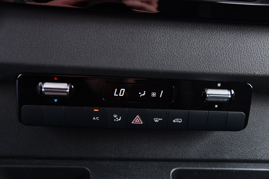 Mercedes-Benz Sprinter 319 1.9 CDI L2H1 RWD PB Edition Camera, Carplay, 190pk, LED, Trekhaak, 10,5'' Mbux, Automaat, Clima, NAVI, Uniek!