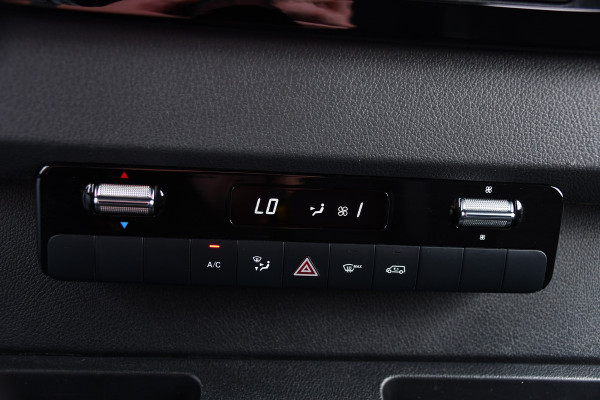 Mercedes-Benz Sprinter 319 1.9 CDI L2H1 RWD PB Edition Camera, Carplay, 190pk, LED, Trekhaak, 10,5'' Mbux, Automaat, Clima, NAVI, Uniek!