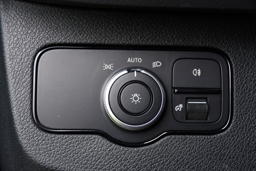 Mercedes-Benz Sprinter 319 1.9 CDI L2H1 RWD PB Edition Camera, Carplay, 190pk, LED, Trekhaak, 10,5'' Mbux, Automaat, Clima, NAVI, Uniek!