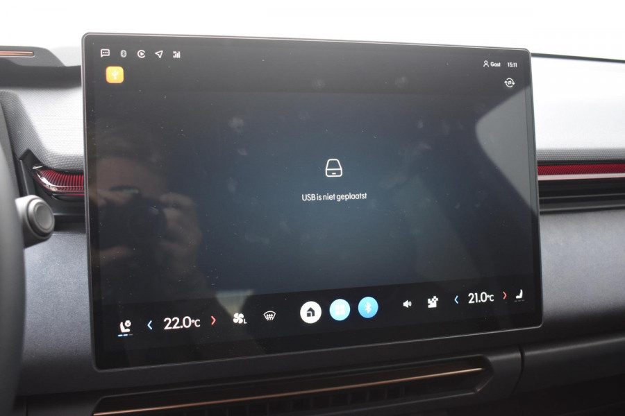 Lynk & Co 08 350PK Automaat More / Stoelventilatie / Massage / Adaptieve cruise control / Panoramadak / Stoelverwarming / Harman Kardon audio / Apple carplay / Parkeersensoren met 360 camera / Elektrische stoelen / BLIS
