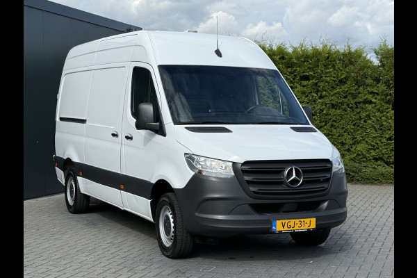 Mercedes-Benz Sprinter 316 CDI 164 PK AUTOMAAT / L2H2 / HYDR. LAADKLEP / AFNEEMBARE 2.8 TONS TREKHAAK / CAMERA / 1e EIG.