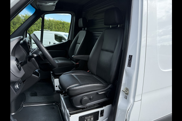 Mercedes-Benz Sprinter 316 CDI 164 PK AUTOMAAT / L2H2 / HYDR. LAADKLEP / AFNEEMBARE 2.8 TONS TREKHAAK / CAMERA / 1e EIG.