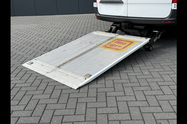 Mercedes-Benz Sprinter 316 CDI 164 PK AUTOMAAT / L2H2 / HYDR. LAADKLEP / AFNEEMBARE 2.8 TONS TREKHAAK / CAMERA / 1e EIG.