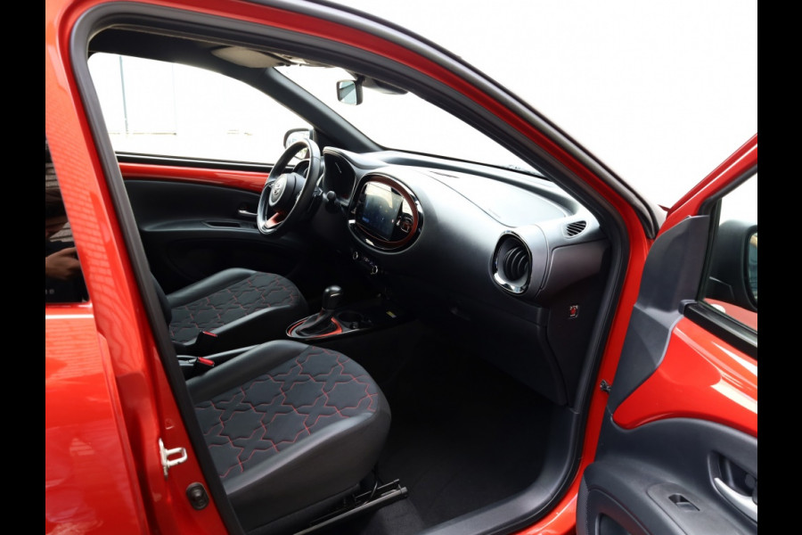 Toyota Aygo X 1.0 VVT-i S-CVT Envy | Automaat | Carplay | Clima |