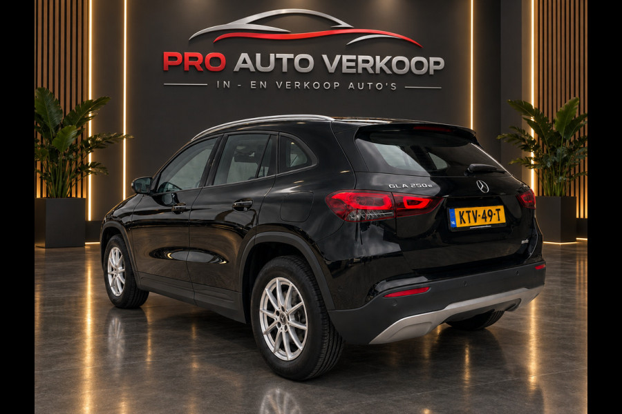 Mercedes-Benz GLA 250 e Luxury Line Camera_Carplay_Leder_zeer nette auto