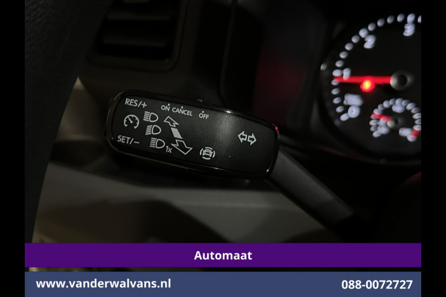 Volkswagen Crafter 2.0 TDI 141pk Automaat L3H3 L2H2 Euro6 Airco | Apple Carplay | Cruisecontrol Android Auto, Parkeersensoren, 3000kg trekvermogen, Bijrijdersbank