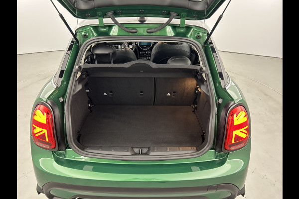 MINI 5-deurs 1.5 Cooper Camden /Panodak/Leder/Carplay/Cruise control
