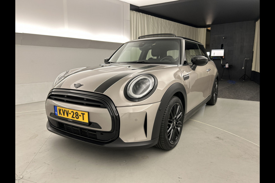 MINI 3-deurs 1.5 Cooper MINI Classic /Panodak/HUD/Cruise/stoelV/Keyless