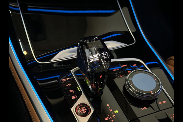 BMW X5 45e M-Performance Seats | 360 View | Panorama | ACC | Kristal pook | Head-Up | Laser-LED | Memory | Harman-Kardon | Keyless-Go | Trekhaak | Drive Assist Pro. | Leder | 4-Zone Clima | Standkachel | Rijklaarprijs & Bovag garantie | Carplay | Draadloos Laden | DAB | Sfeerverlichting |