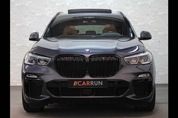 BMW X5 45e M-Performance Seats | 360 View | Panorama | ACC | Kristal pook | Head-Up | Laser-LED | Memory | Harman-Kardon | Keyless-Go | Trekhaak | Drive Assist Pro. | Leder | 4-Zone Clima | Standkachel | Rijklaarprijs & Bovag garantie | Carplay | Draadloos Laden | DAB | Sfeerverlichting |