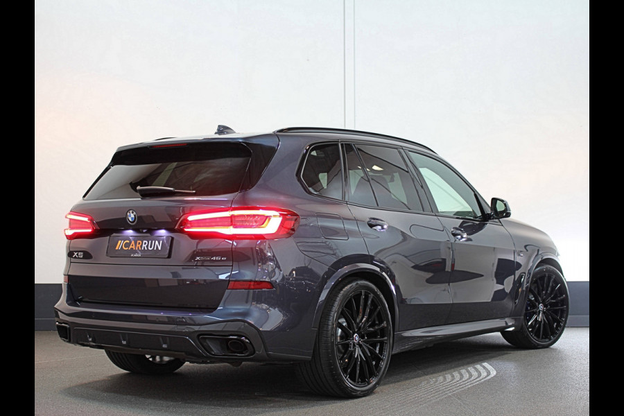 BMW X5 45e M-Performance Seats | 360 View | Panorama | ACC | Kristal pook | Head-Up | Laser-LED | Memory | Harman-Kardon | Keyless-Go | Trekhaak | Drive Assist Pro. | Leder | 4-Zone Clima | Standkachel | Rijklaarprijs & Bovag garantie | Carplay | Draadloos Laden | DAB | Sfeerverlichting |