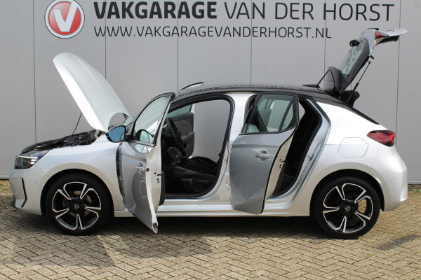 Opel Corsa 1.2-75pk Sport. In nieuwstaat verkerende Opel Corsa ! Autm. airco, cruise control, Apple Carplay/Android auto, Camera, LED verl., side- en lane assist, Stoel- en stuurwiel verwarming, Panoramadak, Parkeersensoren etc.