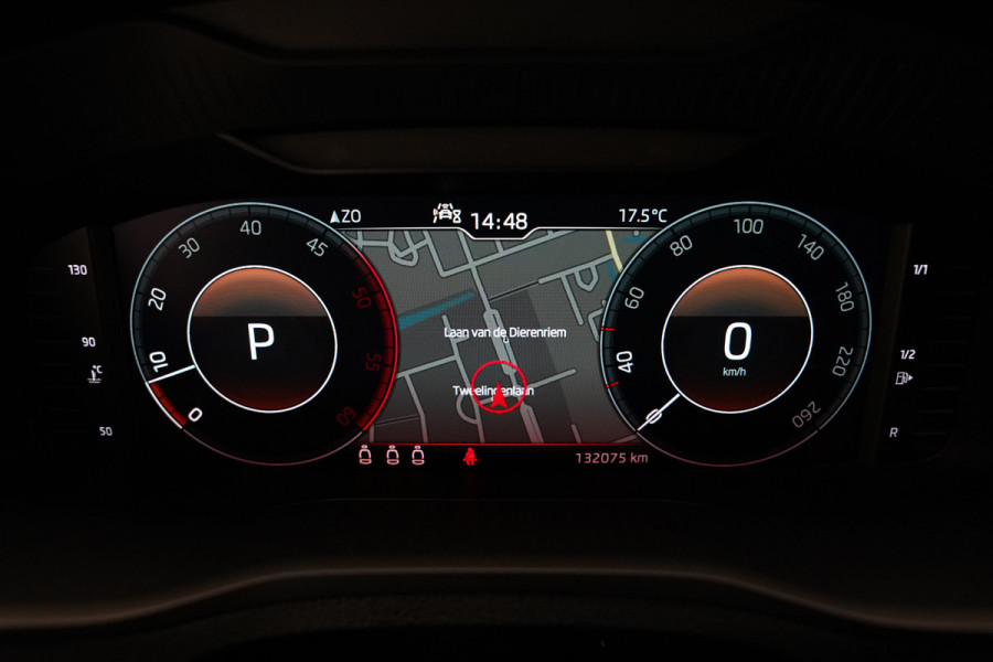 Škoda Karoq 1.6 TDI Style Business Cruise/Climate VCP Carplay Navi Automaat