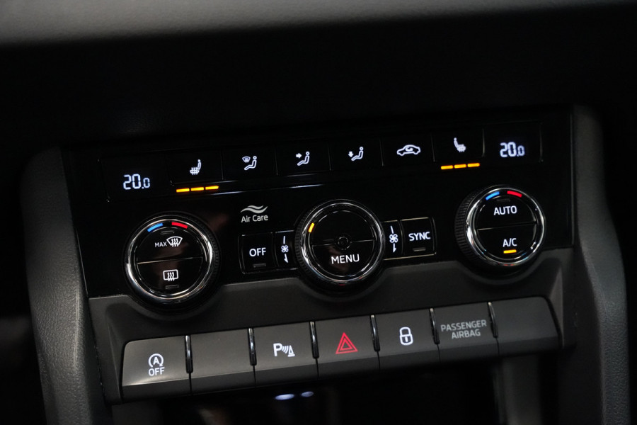 Škoda Karoq 1.6 TDI Style Business Cruise/Climate VCP Carplay Navi Automaat