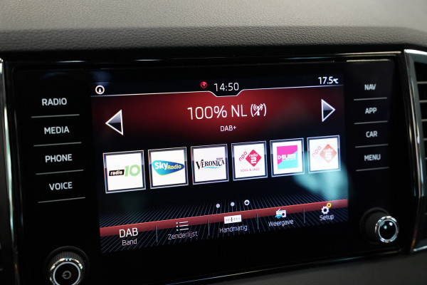 Škoda Karoq 1.6 TDI Style Business Cruise/Climate VCP Carplay Navi Automaat