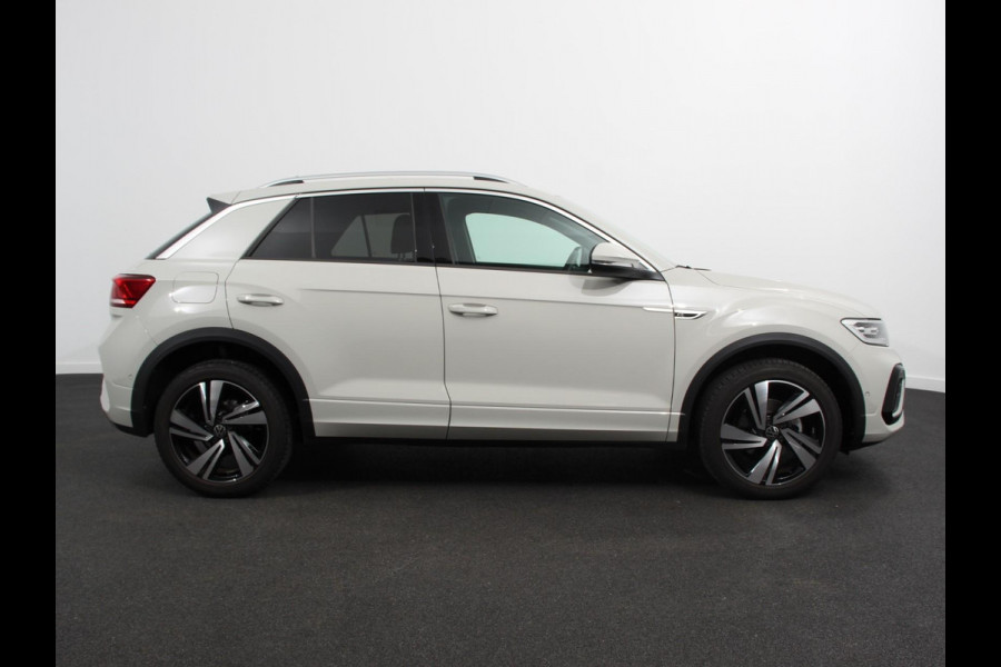 Volkswagen T-Roc 1.5 TSI DSG R-Line + IQ Drive pakket Automaat Navigatie Apple Carplay/Android Auto Climate control Lichtmetalen Velgen Extra Getint Glas LED
