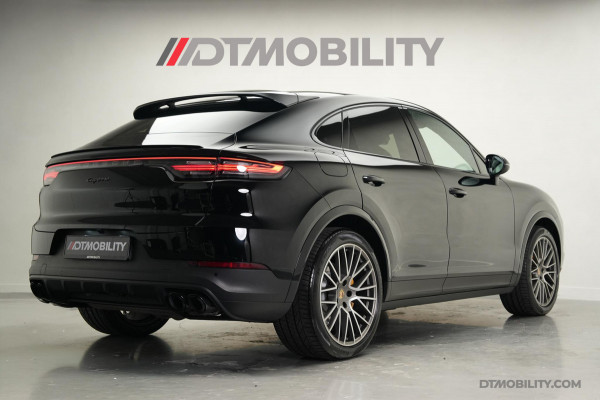 Porsche Cayenne Coupé 3.0 E-Hybrid Platinum Edition | Panorama | Trekhaak