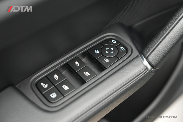 Porsche Cayenne Coupé 3.0 E-Hybrid Platinum Edition | Panorama | Trekhaak