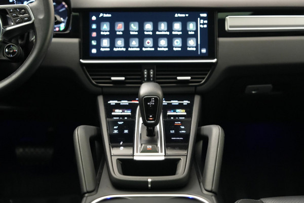 Porsche Cayenne Coupé 3.0 E-Hybrid Platinum Edition | Panorama | Trekhaak