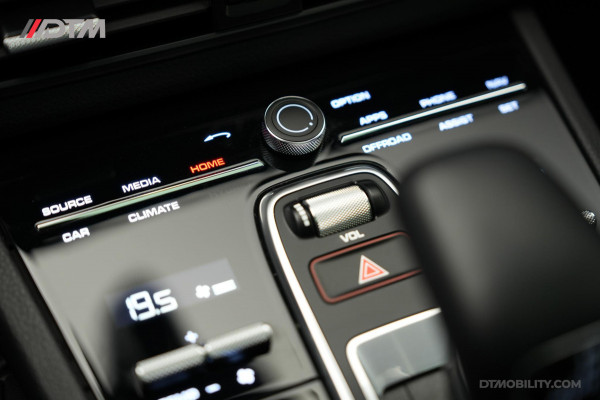 Porsche Cayenne Coupé 3.0 E-Hybrid Platinum Edition | Panorama | Trekhaak