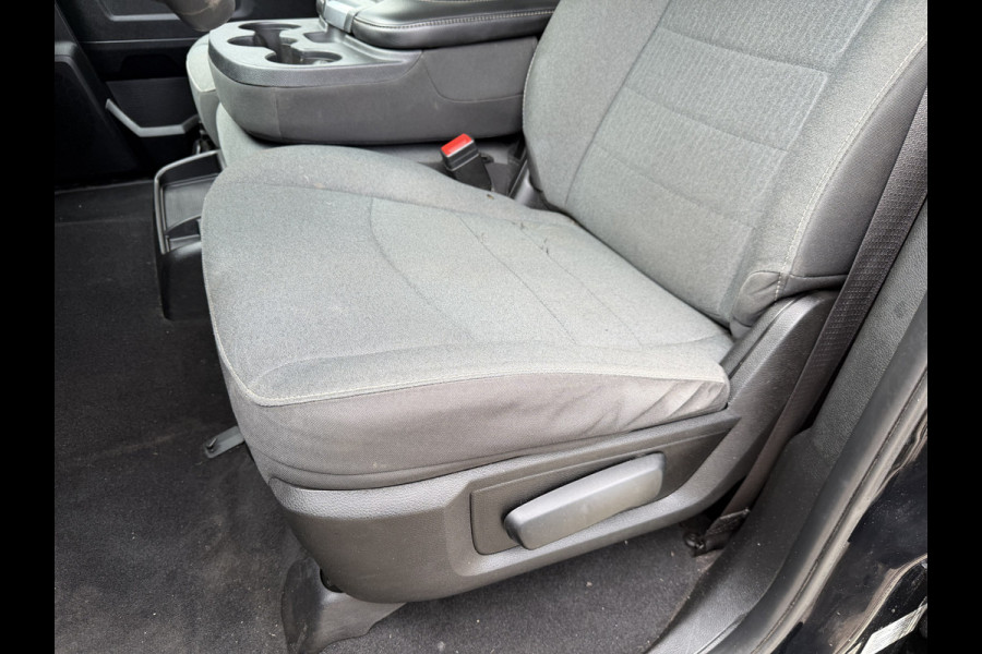 Dodge Ram 1500 CLASSIC 4x4 / Prins LPG / luchtvering achter / trekhaak 3500 kg / 5 persoons / lease vanaf € 619 / cruise en climate control / navigatie / vaste prijs rijklaar € 37.750 ex btw