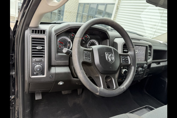 Dodge Ram 1500 CLASSIC 4x4 / Prins LPG / luchtvering achter / trekhaak 3500 kg / 5 persoons / lease vanaf € 619 / cruise en climate control / navigatie / vaste prijs rijklaar € 37.750 ex btw