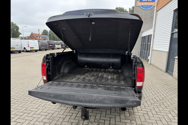 Dodge Ram 1500 CLASSIC 4x4 / Prins LPG / luchtvering achter / trekhaak 3500 kg / 5 persoons / lease vanaf € 619 / cruise en climate control / navigatie / vaste prijs rijklaar € 37.750 ex btw
