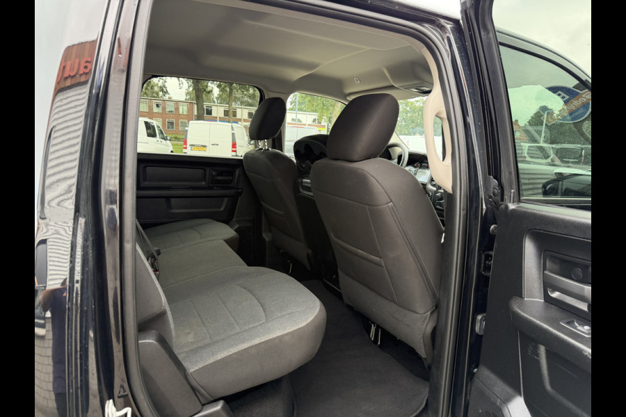 Dodge Ram 1500 CLASSIC 4x4 / Prins LPG / luchtvering achter / trekhaak 3500 kg / 5 persoons / lease vanaf € 619 / cruise en climate control / navigatie / vaste prijs rijklaar € 37.750 ex btw