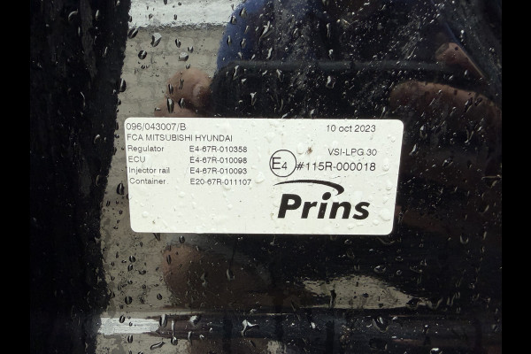 Dodge Ram 1500 CLASSIC 4x4 / Prins LPG / luchtvering achter / trekhaak 3500 kg / 5 persoons / lease vanaf € 619 / cruise en climate control / navigatie / vaste prijs rijklaar € 37.750 ex btw