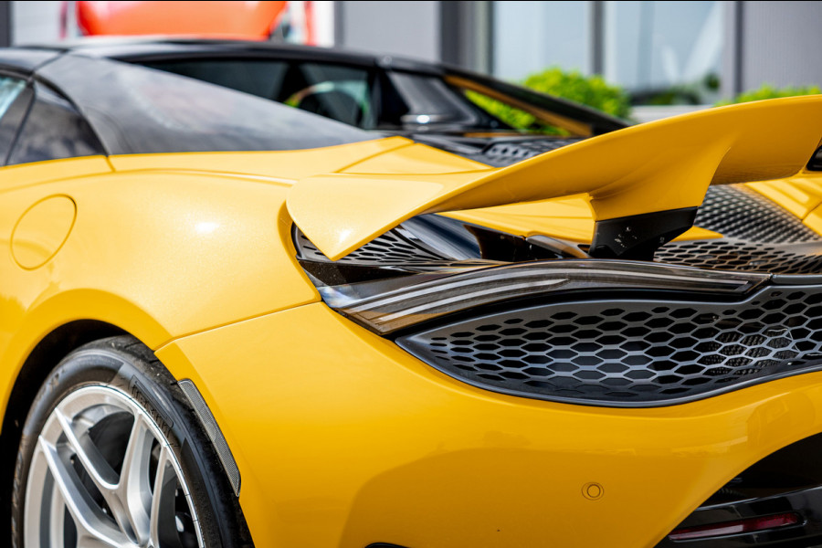McLaren 750S Spider / Vulcano Yellow / Lift System / Elektrochromic Roof / Bowers & Wilkens Sound / Apple Carplay / 360 Camera