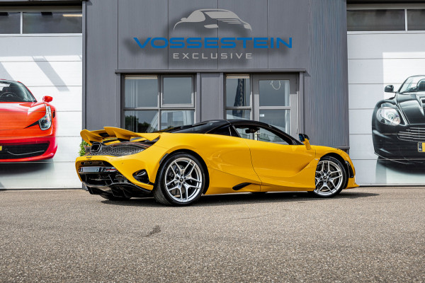 McLaren 750S Spider / Vulcano Yellow / Lift System / Elektrochromic Roof / Bowers & Wilkens Sound / Apple Carplay / 360 Camera
