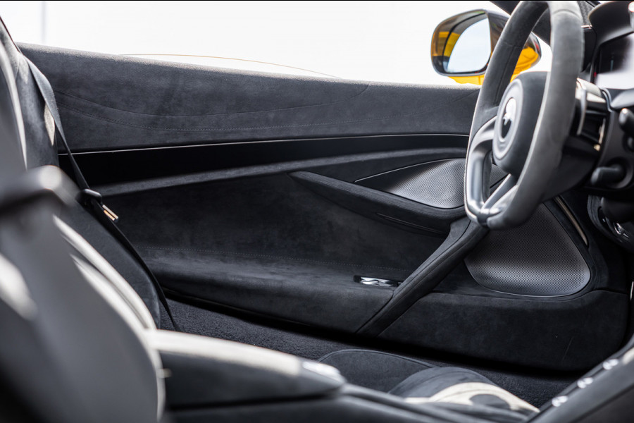 McLaren 750S Spider / Vulcano Yellow / Lift System / Elektrochromic Roof / Bowers & Wilkens Sound / Apple Carplay / 360 Camera
