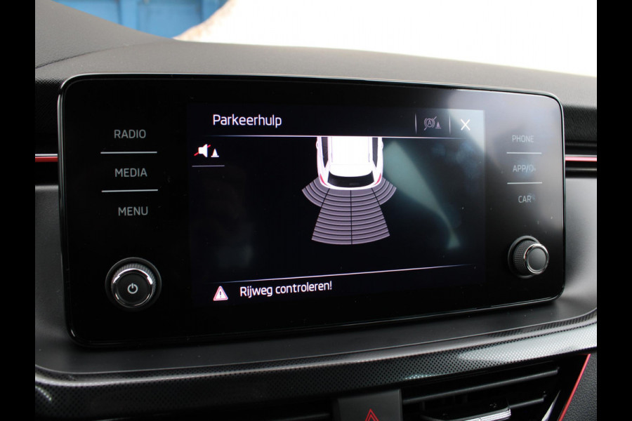 Škoda Kamiq 1.0 TSI Sport Business | APPLE CARPLAY | LED | 12 MAANDEN BOVAG GARANTIE |