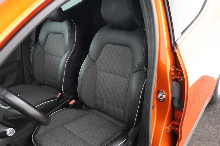 Renault Clio 1.0 TCe Intens Digital Dash, Camera, Stoelverwarming