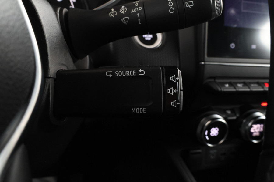 Renault Clio 1.0 TCe Intens Digital Dash, Camera, Stoelverwarming