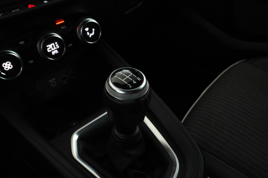 Renault Clio 1.0 TCe Intens Digital Dash, Camera, Stoelverwarming