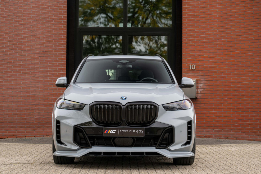 BMW X5 xDrive50e M-Sport Pro B&W Pano Trekhaak HuD 22''