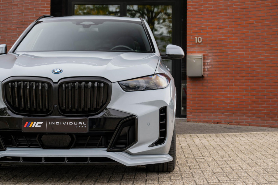 BMW X5 xDrive50e M-Sport Pro B&W Pano Trekhaak HuD 22''