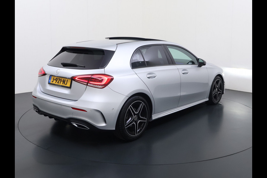 Mercedes-Benz A-Klasse A 180 AMG line | Night Pano Sfeer