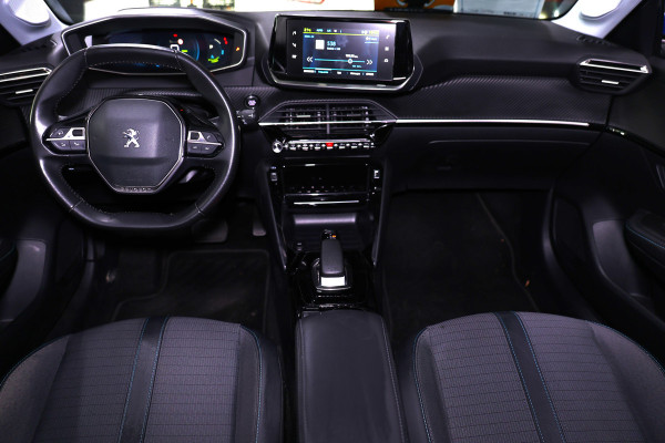 Peugeot e-208 EV Blue Lease Allure 50 kWh AVM CARPLAY VIRTUAL KEYLESS CLIMA CAMERA CRUISE PARK ASS BT"21