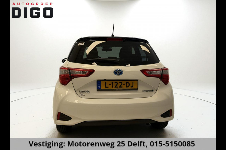 Toyota Yaris 1.5 HYBRID BLACK & WHITE GARANTIE TOT 2030! CLIMAT CONTROLL. ACHTERUITRIJ CAMERA . SLECHTS 58.000 KM GEREDEN!