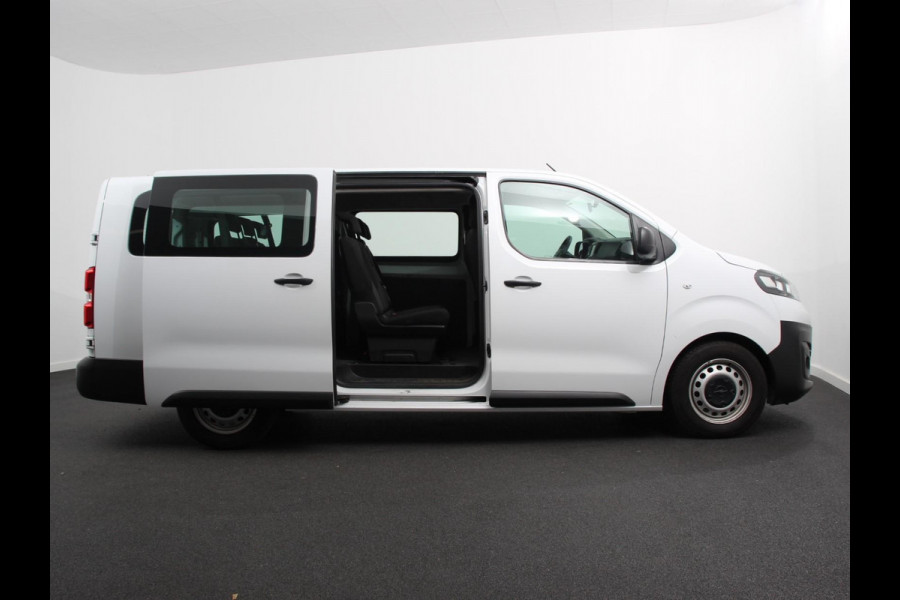 Opel Vivaro Combi 1.5 CDTI L3H1 9persoons PERSONENBUS Prijs is incl. BTW/BPM Climate control Cruise control Radio Apple Carplay/ Android Auto