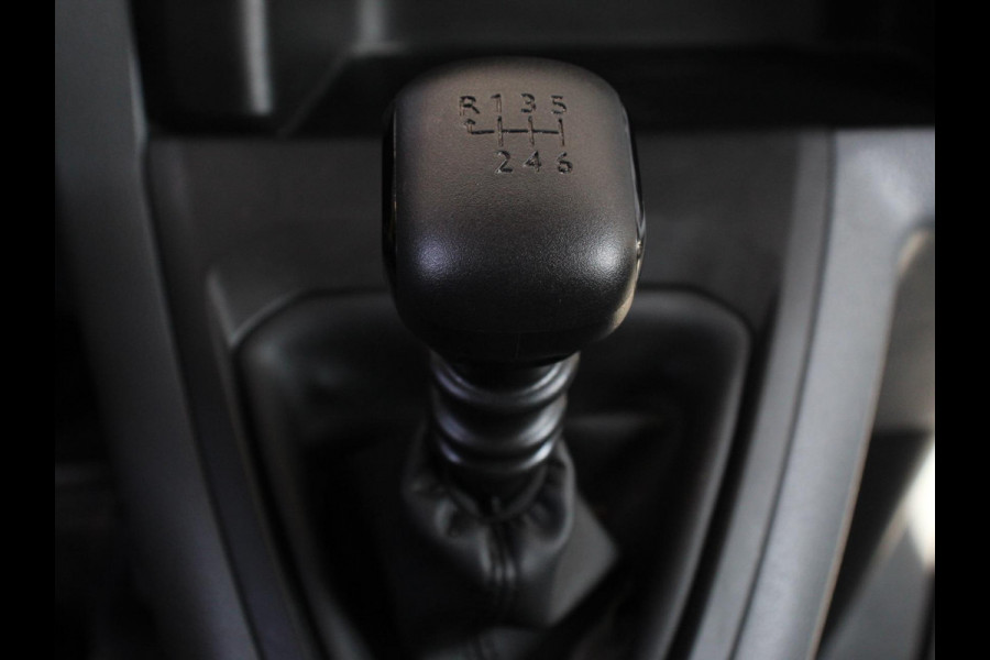 Opel Vivaro Combi 1.5 CDTI L3H1 9persoons PERSONENBUS Prijs is incl. BTW/BPM Climate control Cruise control Radio Apple Carplay/ Android Auto