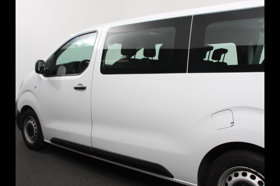 Opel Vivaro Combi 1.5 CDTI L3H1 9persoons PERSONENBUS Prijs is incl. BTW/BPM Climate control Cruise control Radio Apple Carplay/ Android Auto