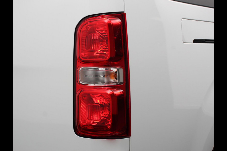 Opel Vivaro Combi 1.5 CDTI L3H1 9persoons PERSONENBUS Prijs is incl. BTW/BPM Climate control Cruise control Radio Apple Carplay/ Android Auto